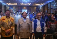 Ketua Umum Partai Gerindra Prabowo Subianto bersama Ketua Umum PAN Zulkifli Hasan dan Ketua Umum Golkar Airlangga Hartarto. (Instagram.com/@zul.hasan)