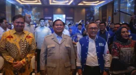 Ketua Umum Partai Gerindra Prabowo Subianto bersama Ketua Umum PAN Zulkifli Hasan dan Ketua Umum Golkar Airlangga Hartarto. (Instagram.com/@zul.hasan)
