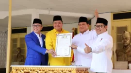 Ketua Umum Partai Gerindra Prabowo Subianto bersama Ketuam Umum Partai Golkar Airlangga Hartarto, Ketua Umum ZUlkifli Hasan dan Ketua Umum PKB Muhaimin Iskandar. (Facbook.com/@Prabowo Subianto)
