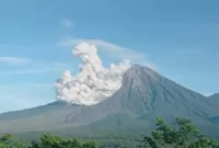 Aktivitas vulkanis Gunung Semeru di Jawa Timur. (Dok. Magma.esdm.go.id) 