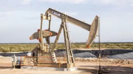 Ilustrasi Minyak Internasional. (Pixabay.com/generatorpowerproducts)
