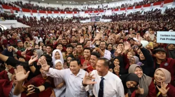 Menteri Pertahanan Prabowo Subianto saat memberi Kuliah Umum di Universitas Muhammadiyah Malang. (Dok. Tim Media Prabowo)
