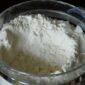 Tepung terigu dan garam konsumsi diusulkan masuk dalam lingkaran bahan pokok penting yang harus dijamin ketersediaannya. (Pixabay.com/Hans)